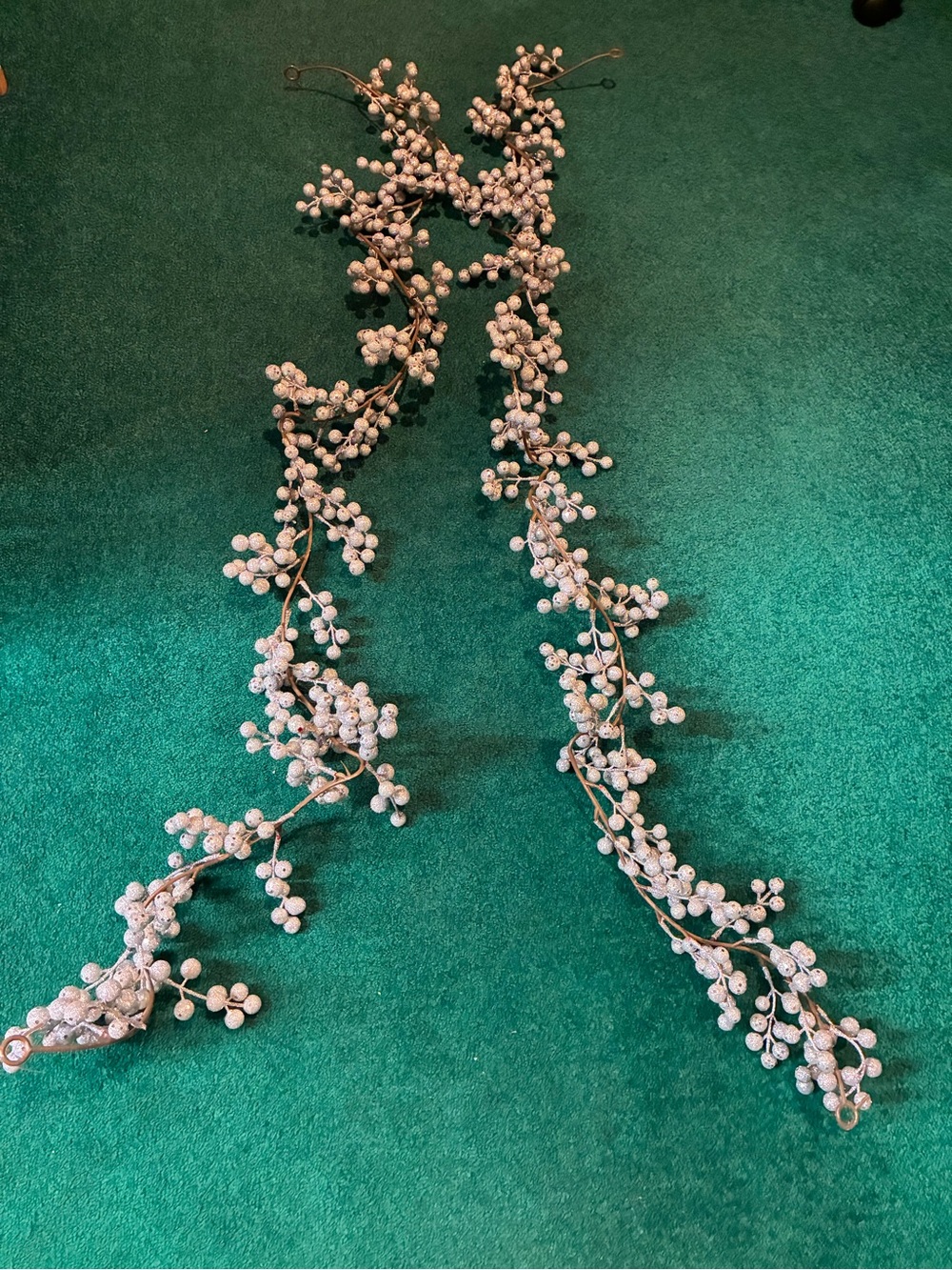 2 strand 6.23 feet Delicate plastic Silver Glitter Berry Garland Vine